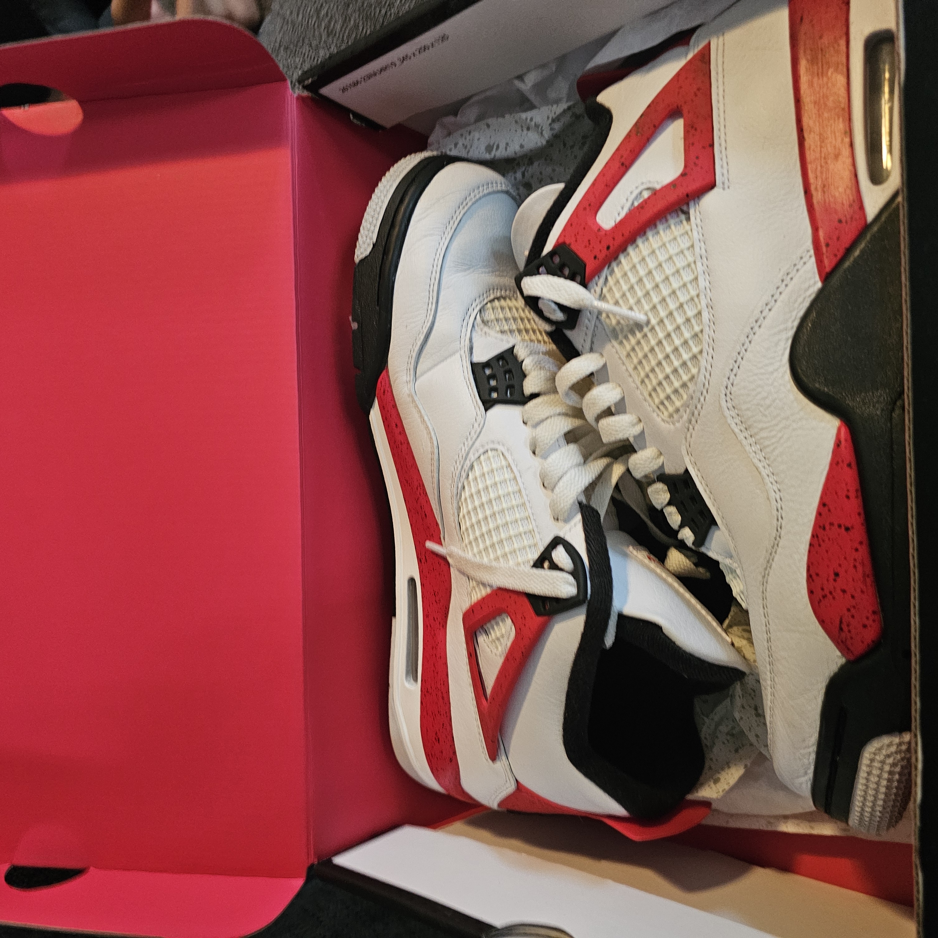 Jordan 4